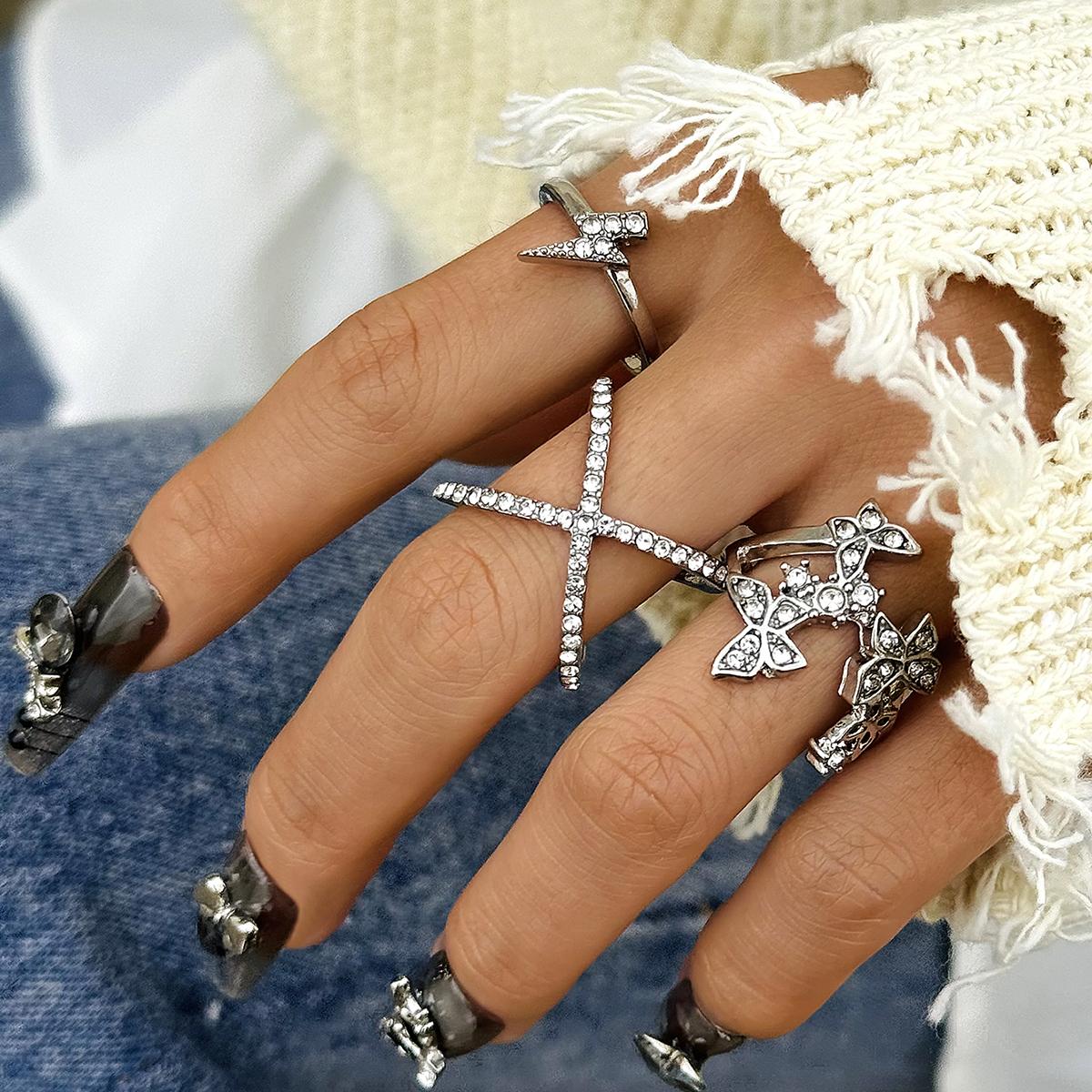 

Модный Роскошный Набор Колец с Бабочкой и Стразами в Виде Молнии для Женских Украшений с Нишевым Дизайном