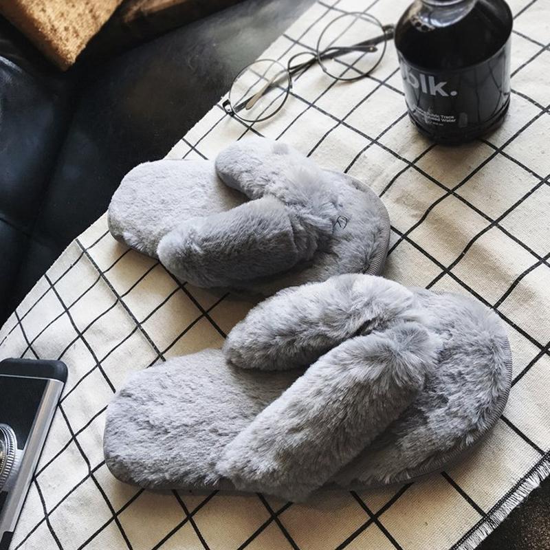 Autumn Winter Women Home Slippers Fashion Soft Furry Flats Slippers Faux Fur Women Warm Shoes Indoor Female Flip Flops WSH3747