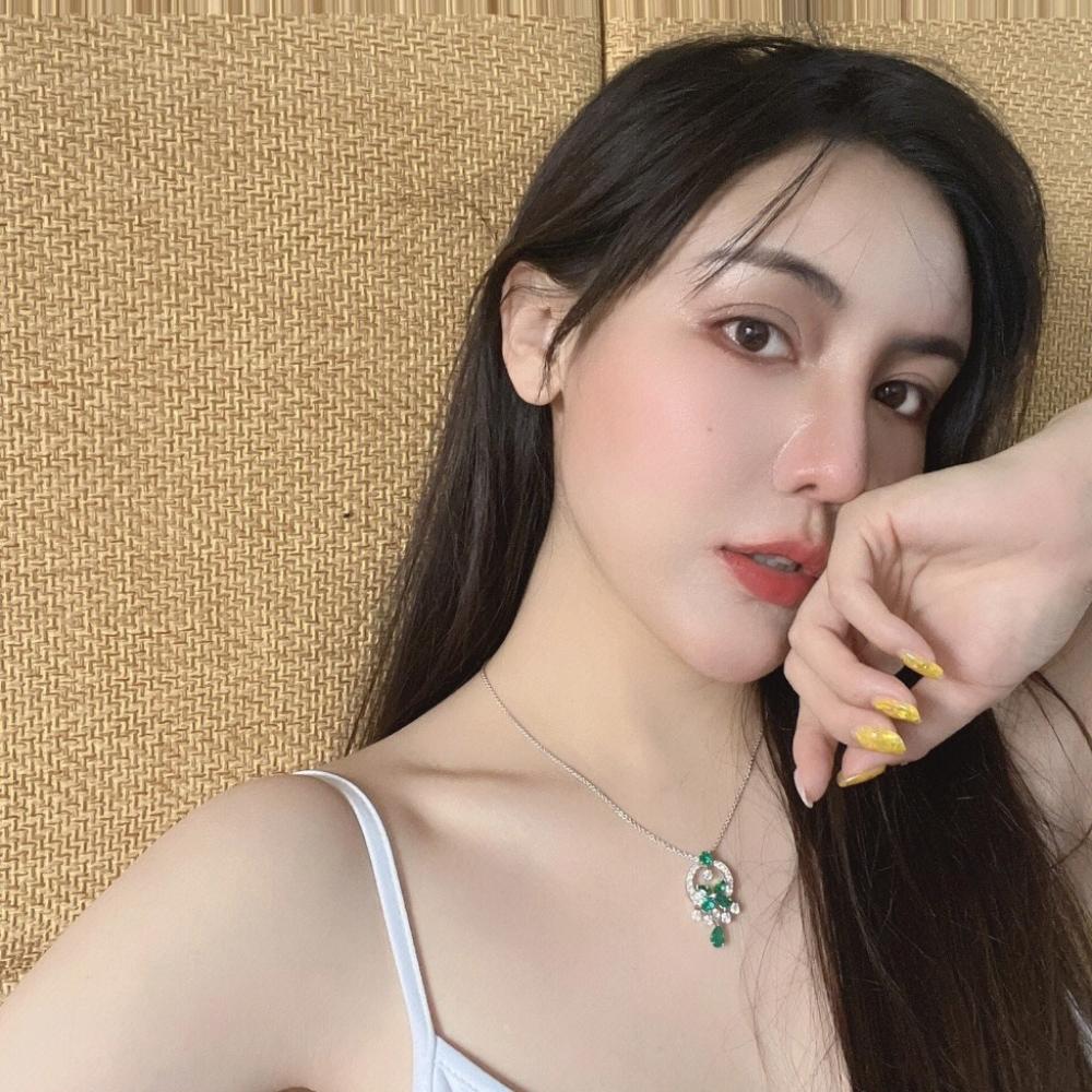 Garden butterfly necklace does not fade, female high-end sense, phantom butterfly fringed necklace design sense