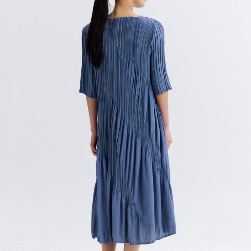 Pleats Me Patch Pleated Dress Ppopm126012