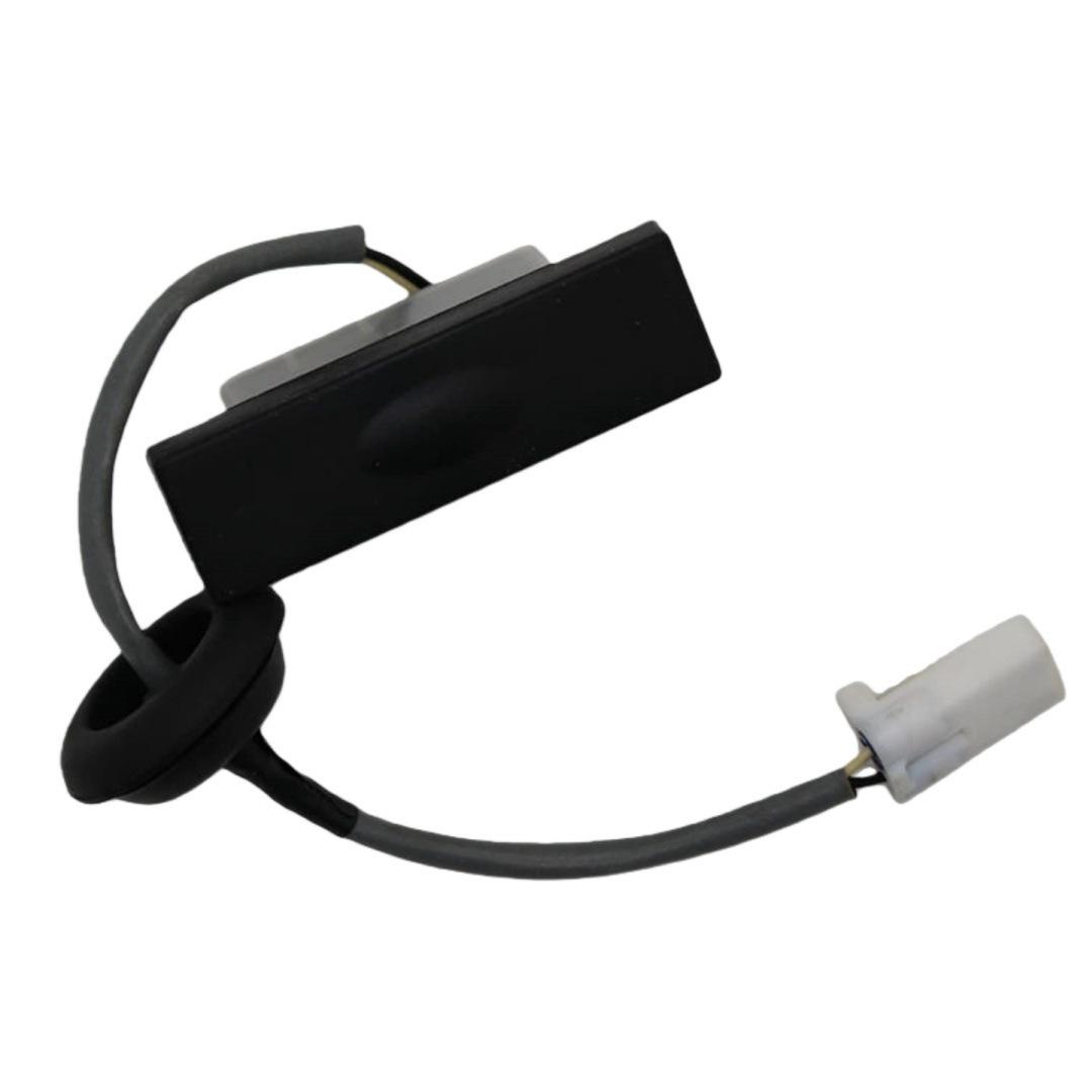 81260-2L000: Hyundai i30 Rear Tailgate Starter Handle. XCLPF