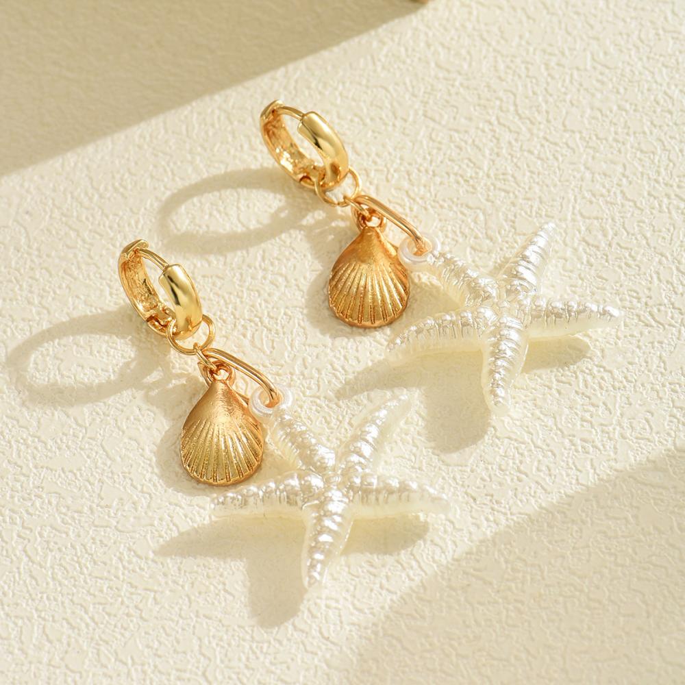 Vintage Starfish Scallop Hoop Earrings for Women Boho Geometric Metal Circular Ear Buckle Seaside Vacation Jewelry Gifts