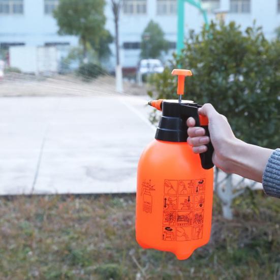 1/2L rozprašovací láhev Vysokotlaká Velkokapacitní přepínatelný režim Voda Uzamykatelná ruční tlaková rozprašovací konvice Příslušenství na zahradu