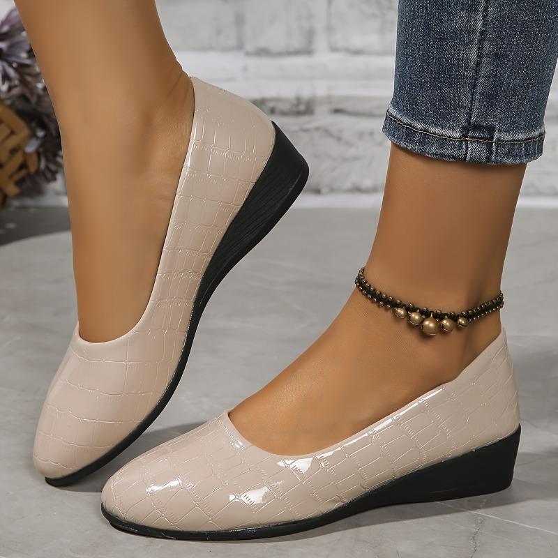 Comfortable Women's Crocodile Pattern Wedge Heeled Shoes, Casual Slip On Platform Shoes for Easy Wear