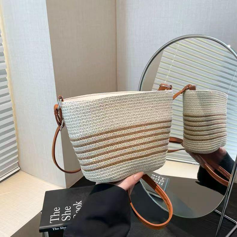 French-Style Woven Beach Tote - Versatile Single Shoulder Bag
