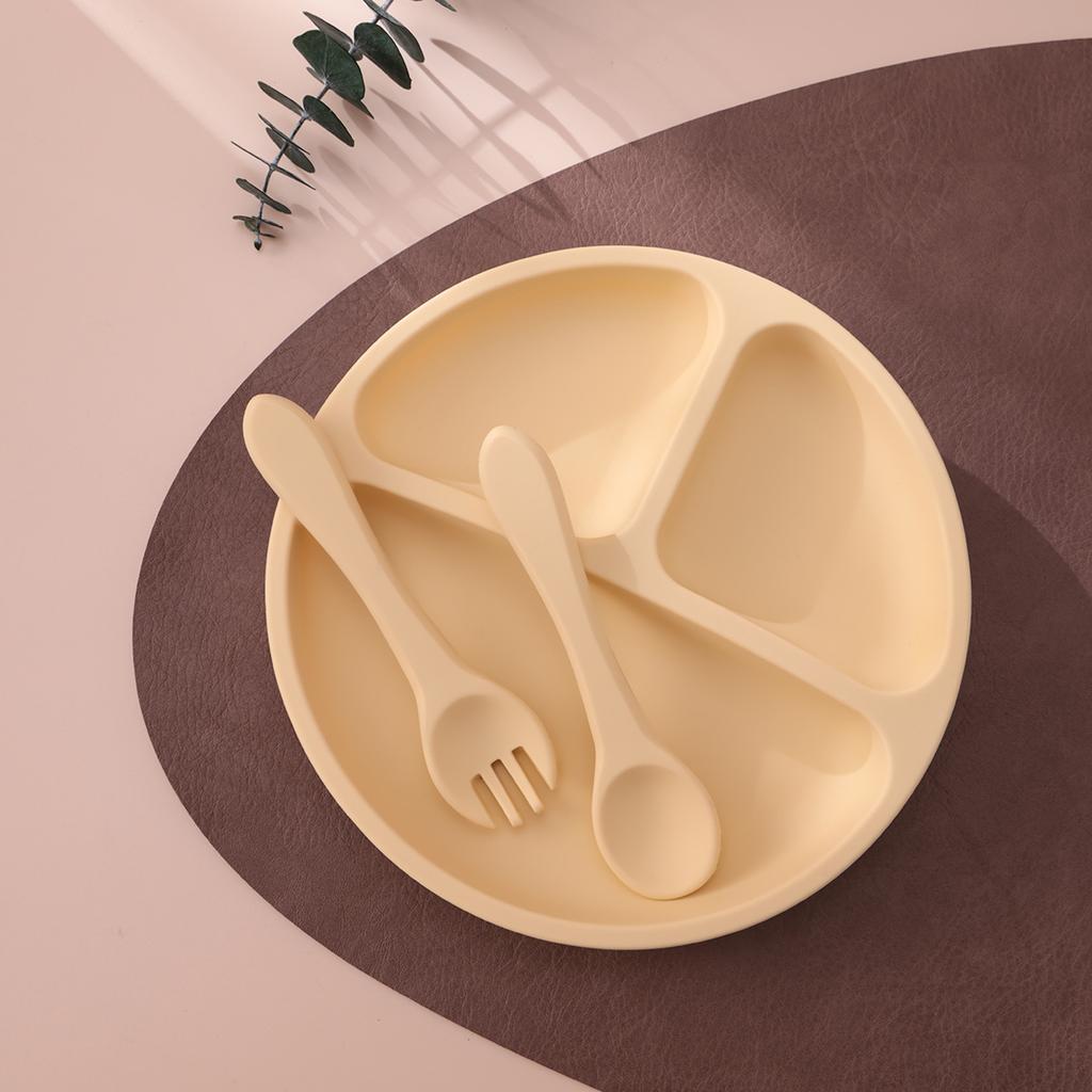 Color Kids 3PCS Silicone Baby Feeding Set Suction Plate Wooden Spoon Fork BPA Free Training Tableware Dish Bowl Gift Set