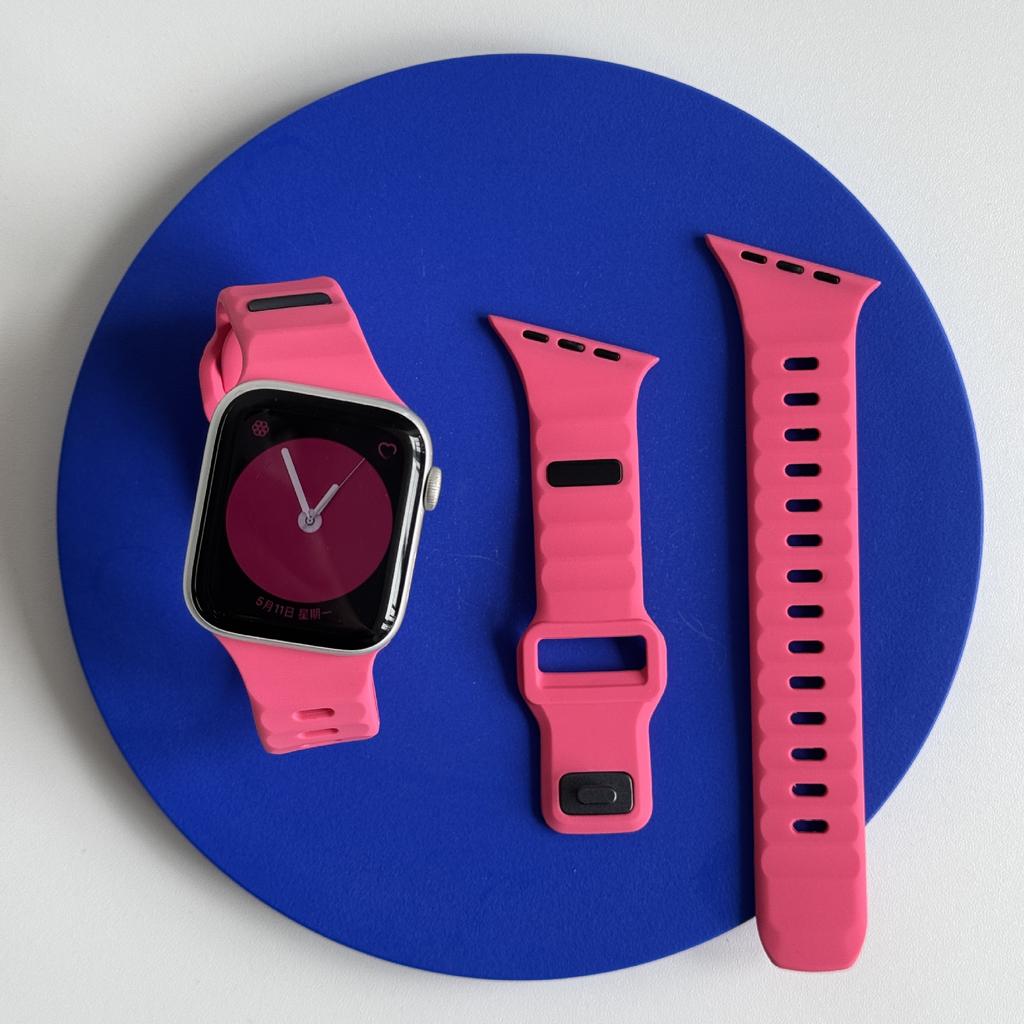 For Watch 9/8/7/SE Beveled Striped Silicone Gel Watch Band with Pin Buckle Sports-Style