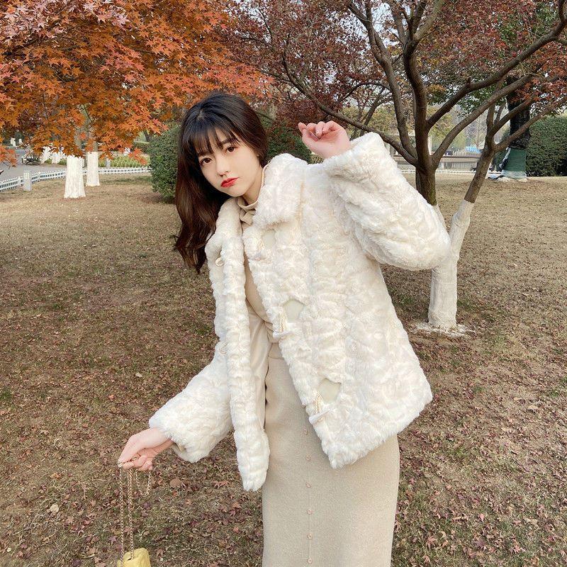 Plush horn buckle imitation fur coat women's autumn and winter new gentle wind thickened thin top light
