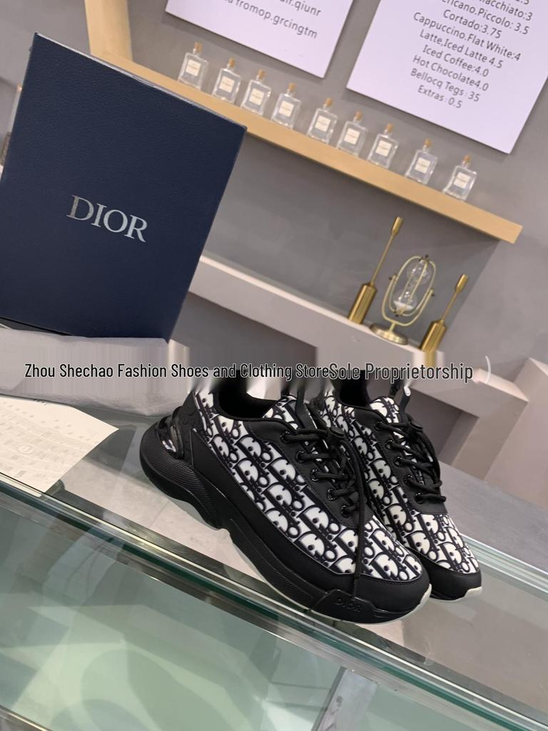 2024 European Low-Top Mesh White Luxury Casual Running Sneakers