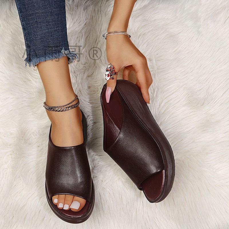 Women's Summer Outdoor Peep-Toe Wedge Slippers - Thick-Soled European and American Fashion