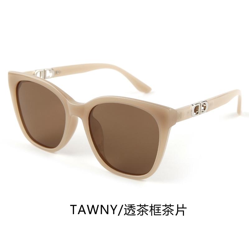 Korean-style oversized sunglasses for women, with a sophisticated look that makes the face appear smaller, offering UV protection and sunshade for