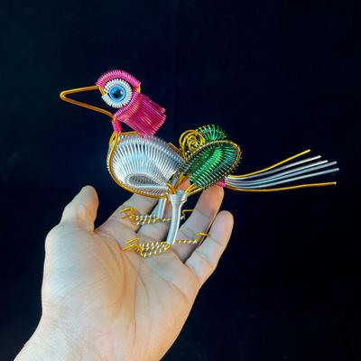 Modelo de Pássaro de Simulação Animal de Desenho Animado Modelo de Pega-pássaro Pardal Artesanato de Trança de Arame Metalizado Decorações para Casa Presente de Aniversário Infantil