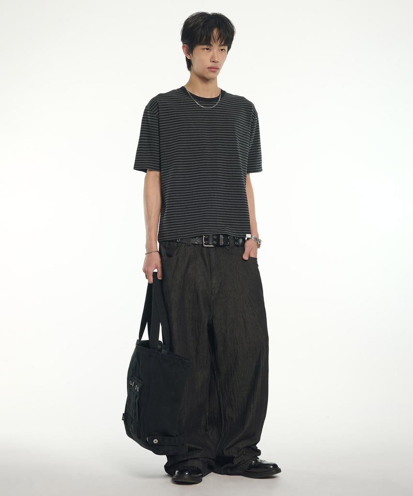 Nomaenyueol Nm Crop Border T-Shirt - Black