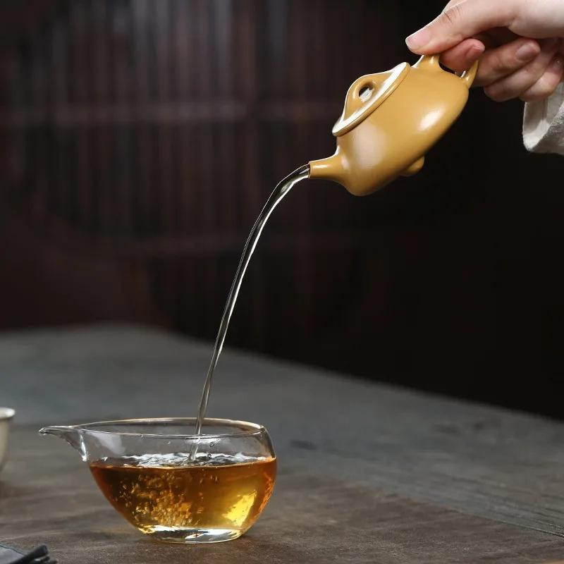 Chinese Yixing Purple Clay Teapot Small Capacity Beauty Tea Pot Handmade Household Kettle Raw Ore Zisha Tea Set Teaware 90ml