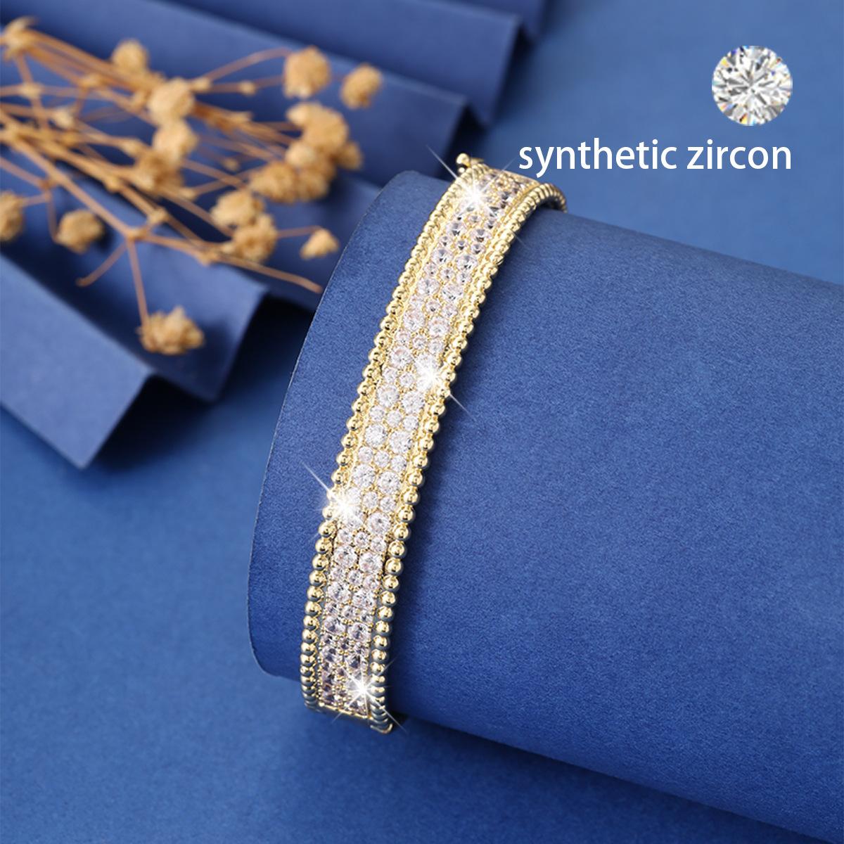 European And American Fashion Versatile Gypsy Star Micro-Inlaid Circle Zircon Bracelet Niche Luxury Personalized Design Bracelet Women