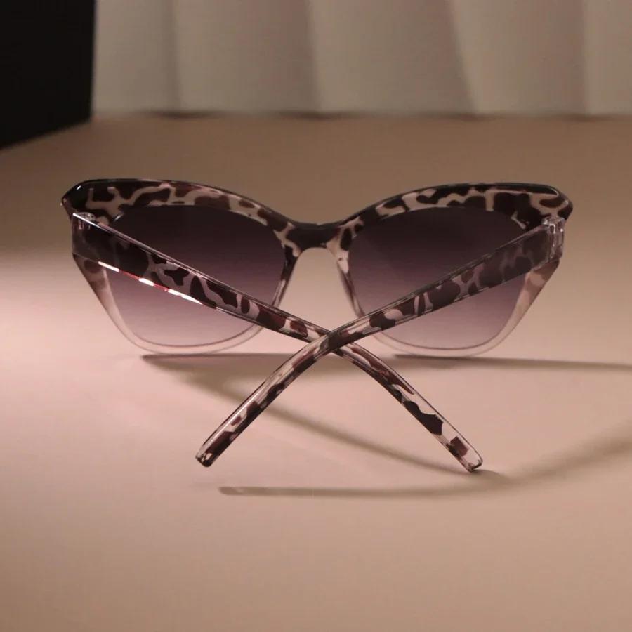 Classic Cat Eye Sunglasses Women Men Fashion Sun Glasses Female Male Designer Mirror Casual Travel Shades