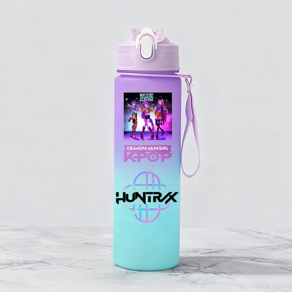 Demon Hunters Huntr Rumi Mira Zoey Jinu Celine Plastic Water Cup Pop Drinking Bottle School Huntrix Gourde ML KPOP X K 800 Kid Friendly Entertaining