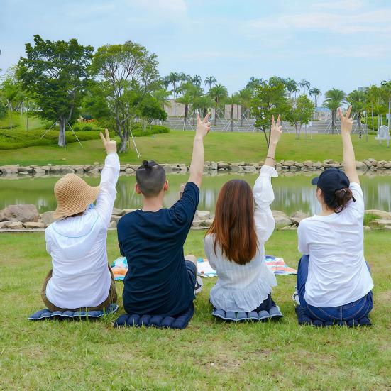 Aufblasbares Luftkissen für Bürostuhl Tragbares TPU-Sitzkissen mit eingebauter Pumpe Faltbare Hüftstütze