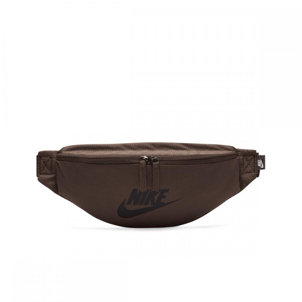 

Поясная сумка Nike Heritage FA21 DB0490004