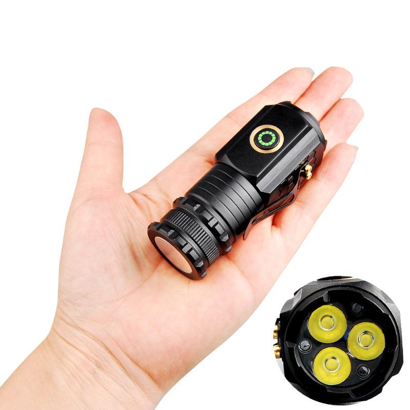 Kraftig Mini EDC LED-lommelykt 2000LM Super Bright nøkkelringlys USB oppladbar lommelykt campinglykt med strømindikator