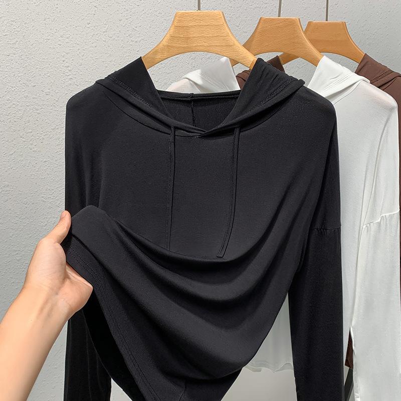Hooded Black Sweatshirt Modal Base Blouse for Women In Autumn and Winter Latest Comfortable Fit Short Everyday Jacket