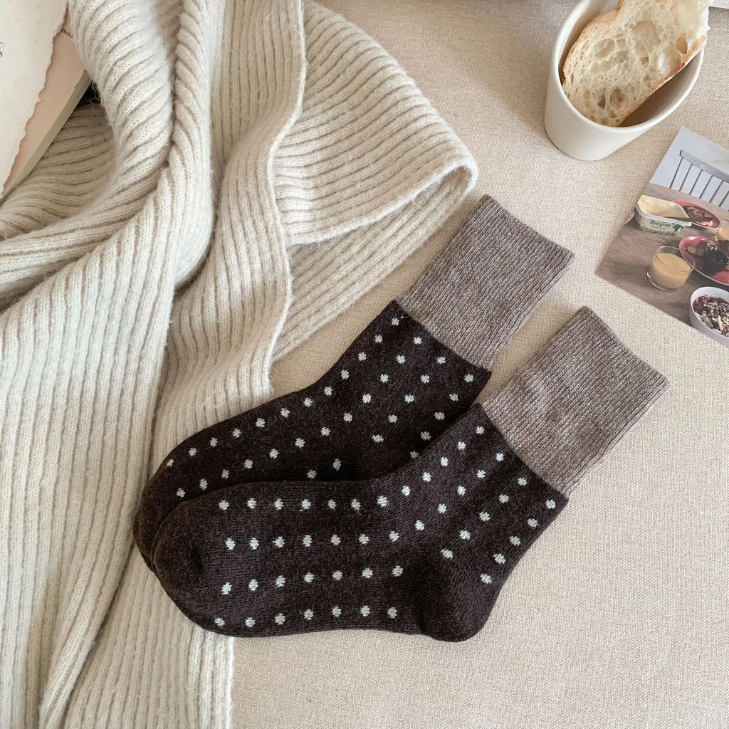Thickened Warm Wool Color-Blocked Small Polka Dot Socks Contrasting Color Men'S Tube Pile Socks For Women Retro