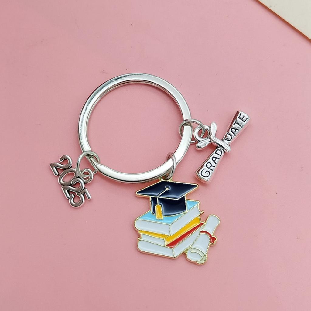2025 Bachelor Hut Buch Schlüsselanhänger Graduierung Saison Geschenk Schlüsselanhänger Anhänger