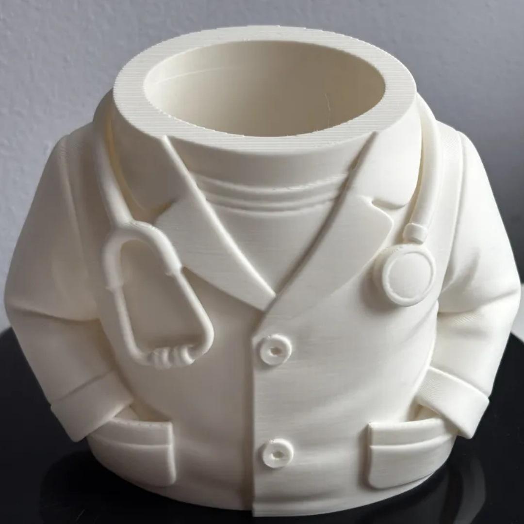 

Creative Doctor-shaped Pen Holder, Desktop Ornament, Desktop Organizer, Medical-themed Gift, Home Decoration, Present