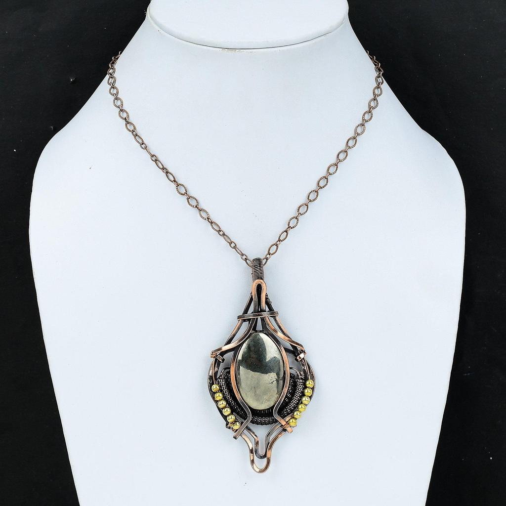 Pyrithänge Koppartrådlindat hänge Kopparsmycken Handgjort ädelstenshänge Gåva till henne Unikt stilhänge Trådlindade smycken