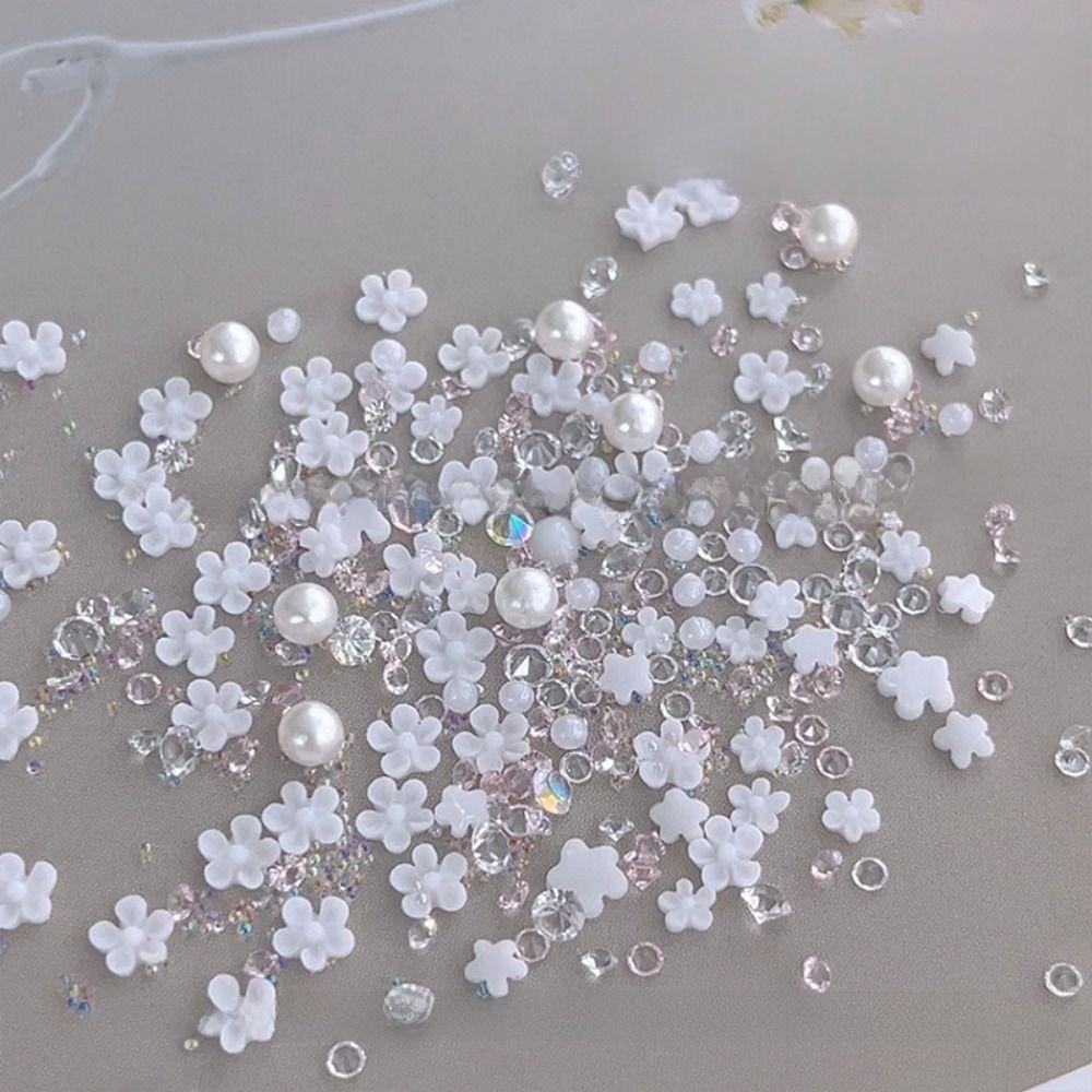 Floral Pearl Floral Nail Decorations White Crystal Nail Accessories Nail Art Charms for Nail DIY