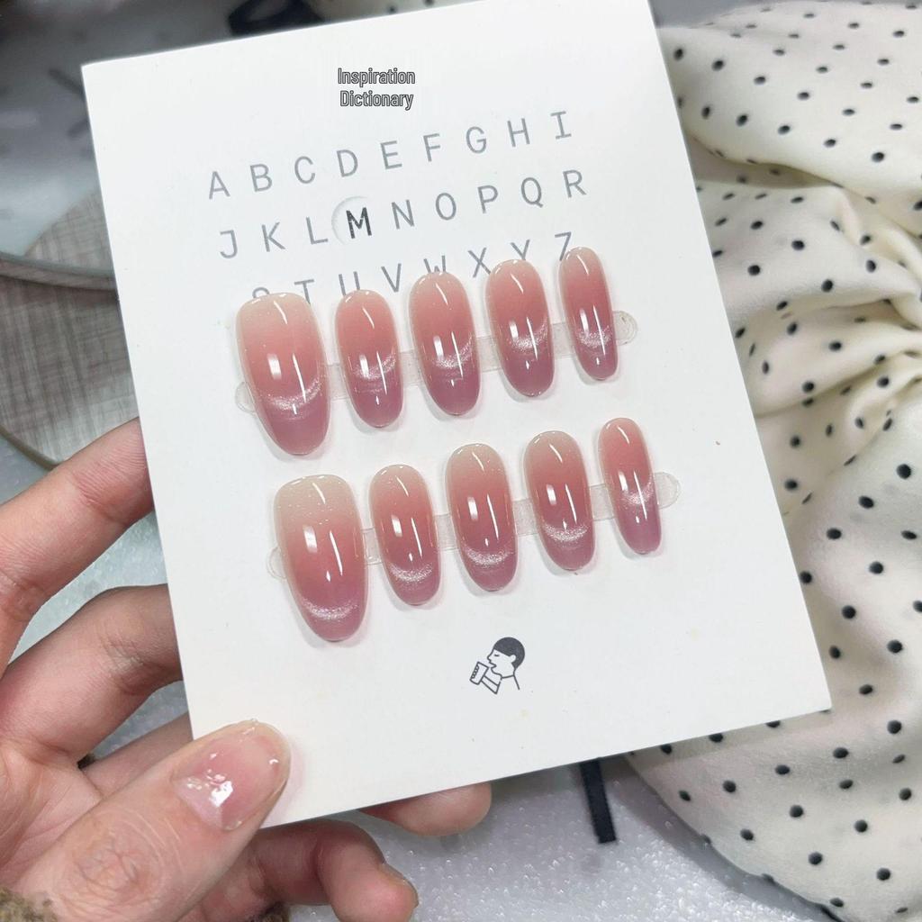 Cat Eye Polka Dot Detachable Nails with Bow Patches - Cute Handmade Nail Art for New Year