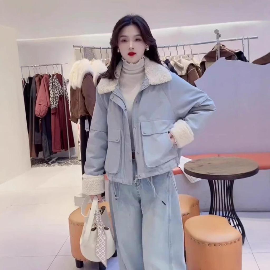 Women's 2024 Winter Korean-Style Lambswool Collar Fleece-Lined Jacket - Casual, Loose, Slimming Parka Top