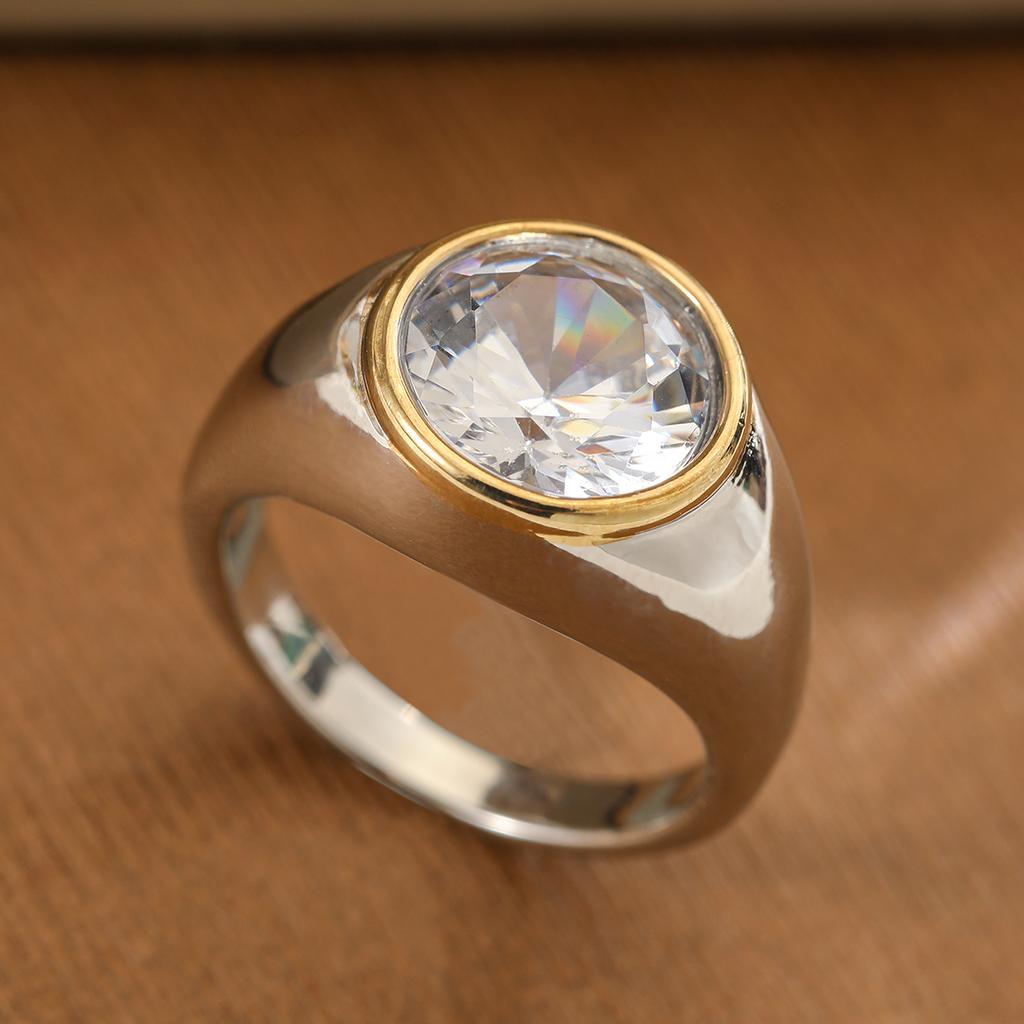 Simple style two-color wide-edge inlaid ring made of copper for ladies' jewelry. Suitable for daily wear and for office attire.