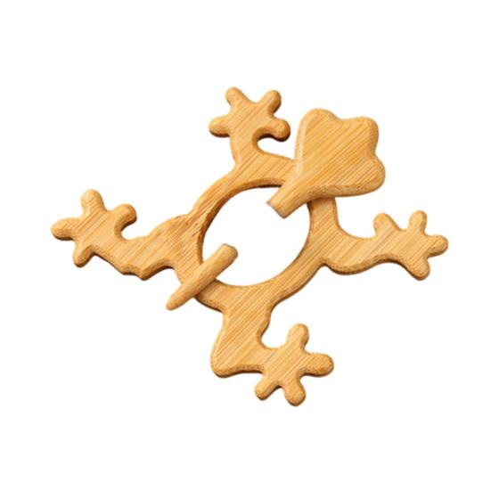 Wooden Animal Brooch Cute Dog Cat Sweater Pin Handcrafted Bird Rabbit Bear Turtle Scarf Brooch Pin for Sweaters Scarves Shawls