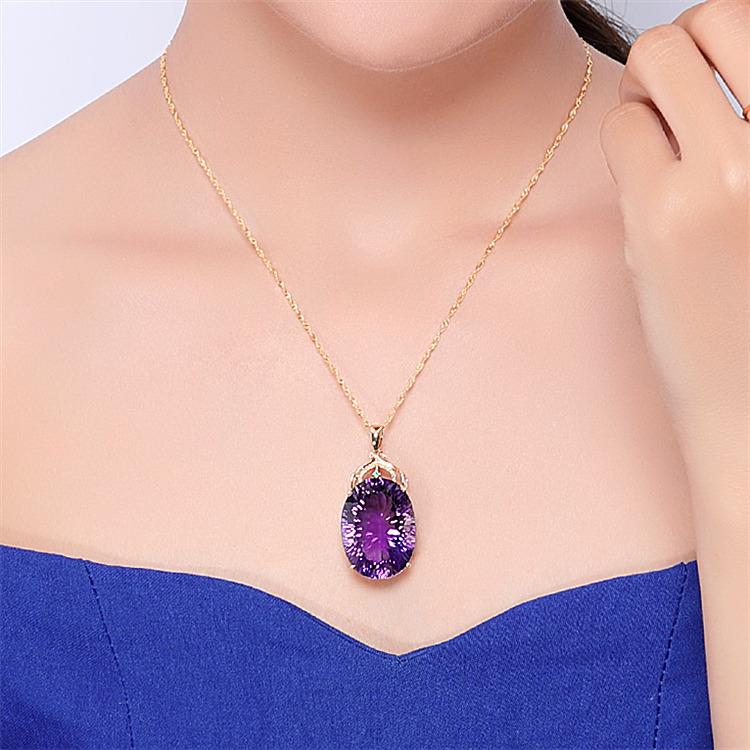 Oval Amethyst Pendant Necklace for Women Copper Gold Plated Hollow Inlaid Green Diamond Versatile Jewelry Trendy Fashion Accessory