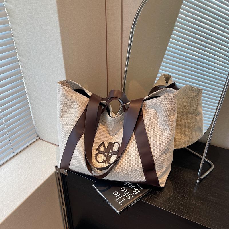 

Сумка большой вместимости женская новая повседневная сумка-тоут сумка для поездок сумка для фитнеса на плечо темно-коричневого