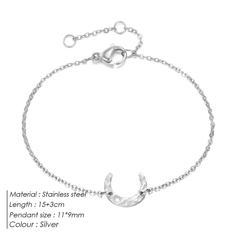 EManco Exquisite Gold-plated Moon-shaped Pendant Bracelet Thin Chain Stackable Bracelet Everyday Casual Wear Jewelry Gift