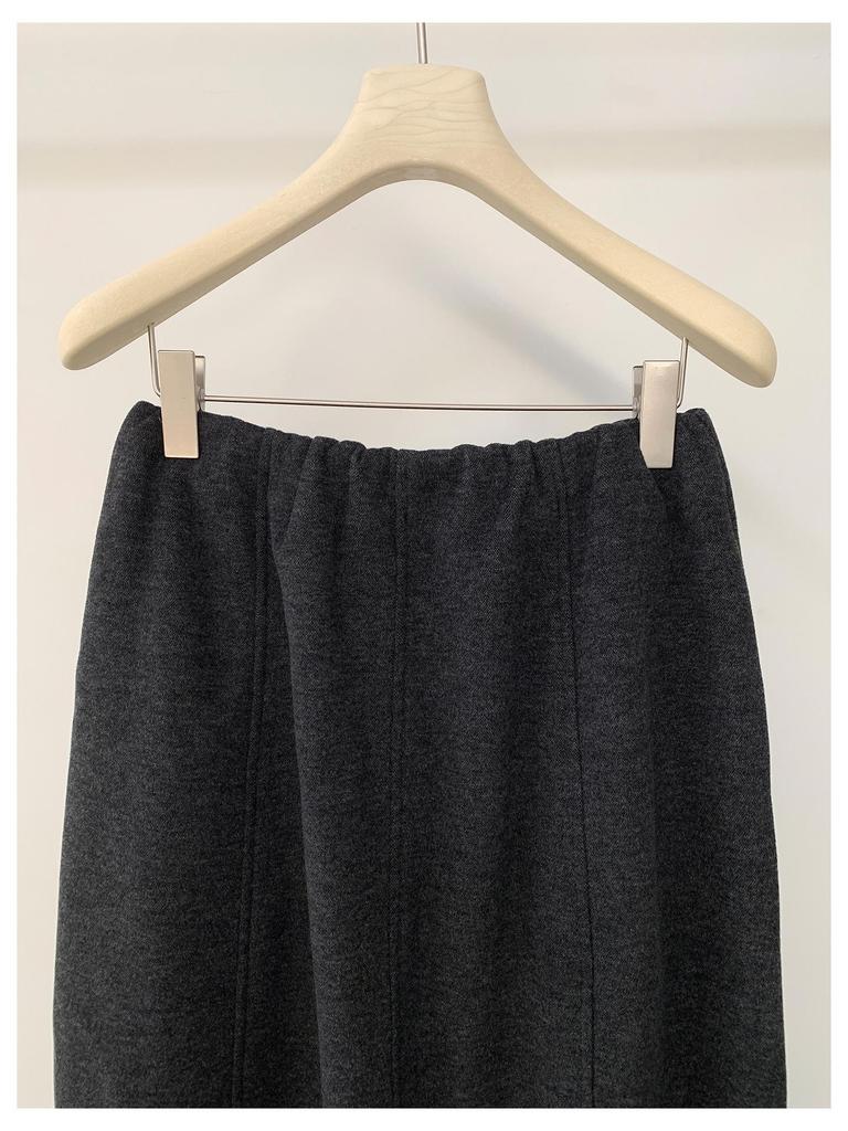 Qiumeng DT Étoile Soft Knit Midi Skirt: Women's High-Waist Slimming Drape (2025 Collection)