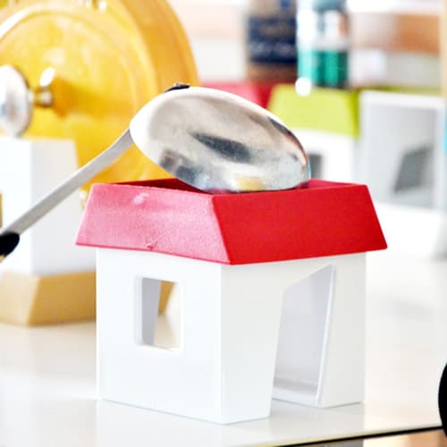 Yawata Kasei way-be APYUI MULTI STAND, a multi-function kitchen stand, red