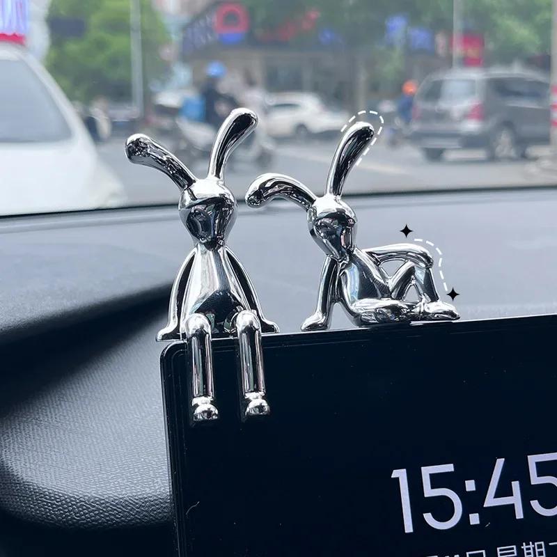 Car Ornaments Auto Center Console Pendant Rabbit Eco-friendly Plastic Cartoon Animal Rabbit Decorative Car Interior Decoration