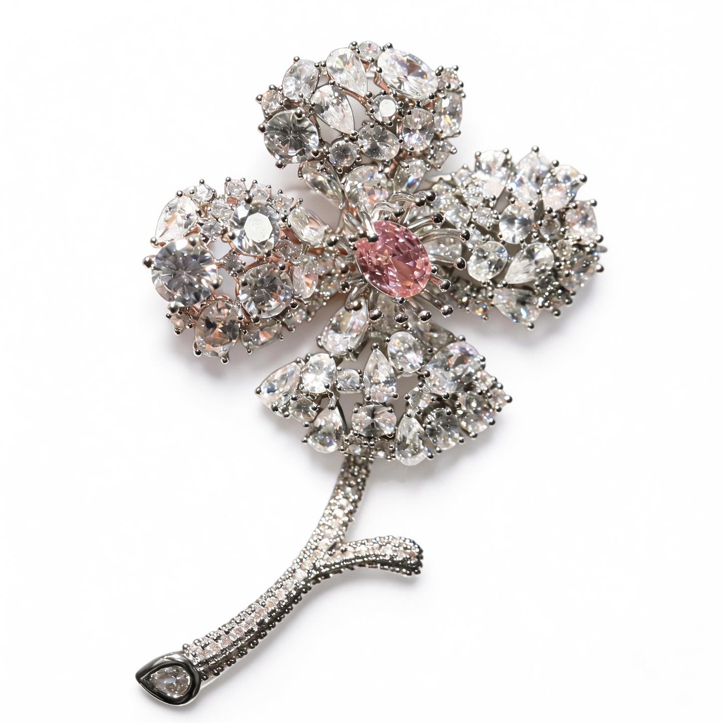 Bo Xin Yun High-End Luxury Korean Zirconia Clover Brooch for Elegant Evening Gown.