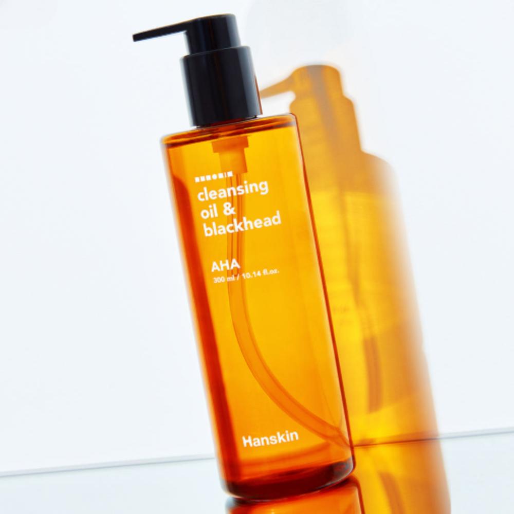 

Hanskin Cleansing Oil & Blackhead [AHA] 300ml