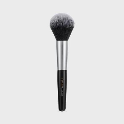 Studio 17 Powder Brush 812
