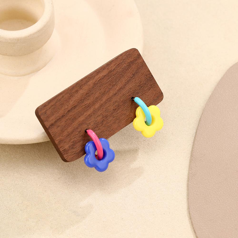 Summer Dopamine Earrings Small Fresh Contrasting Color Design Flower Stud Earrings Sweet Cute Niche Earrings