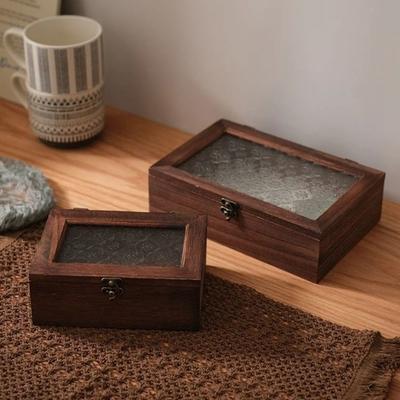 Retro Drewniane Etui z Klapką Pudełko do Przechowywania Pyłoszczelne Odporne na Utlenianie Biżuteria Biurkowa do Domu Odporne na Wilgoć Pudełko Użytkowe Sport