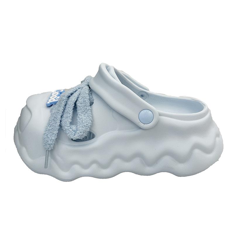 

Нишевые дизайнерские туфли с дырками для женщин, новинка лета 2025 года, толстая подошва для увеличения роста, две женщины в мешковатых крутых тапочках 40 синий