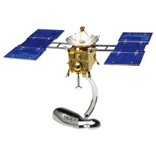 

Aoshima Bunka Kyozai Spacecraft No. SP 1/32 Asteroid Probe Hayabusa Special Plated Edition [.co.jp Exclusive]