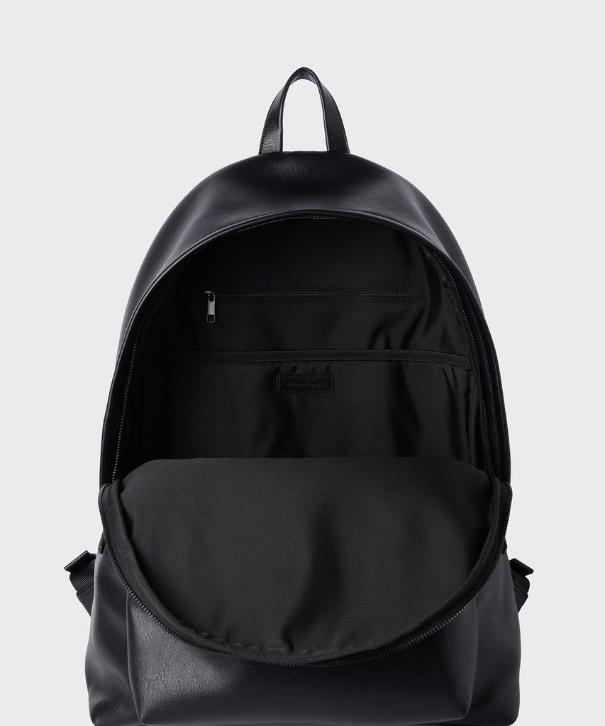 Musinsa Standard Synthetic Leather Backpack [Black]