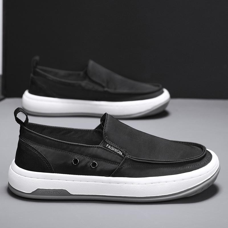 Cloth shoes 22 autumn thin ice silk cloth breathable board shoes soft sole casual non-slip driving shoes 39