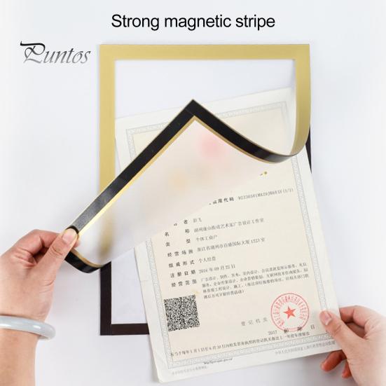 Self-Adhesive Frame Magnetic Picture Holder with Clear Cover Wall-mounted Poster Display Frame for Pictures Documents